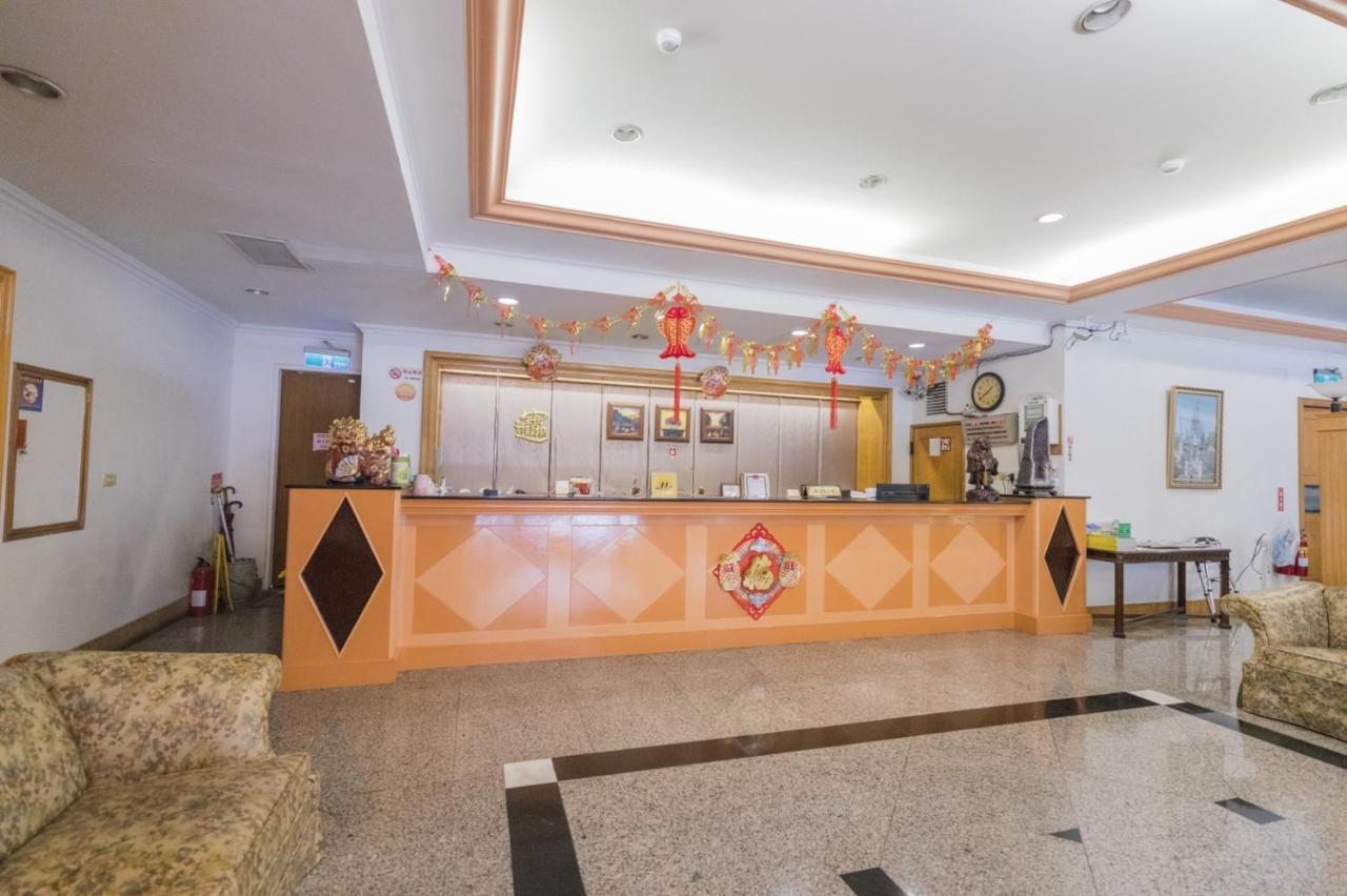 Tzu Chi Hotel Pingtung Kültér fotó